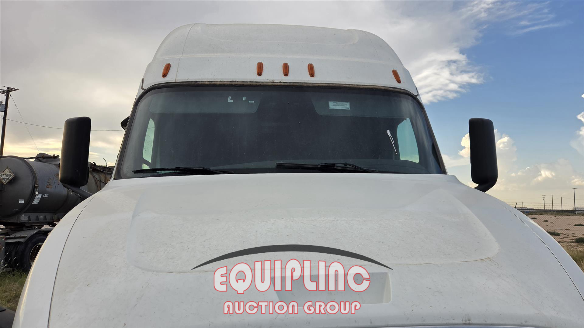 2020 Freightliner CASCADIA