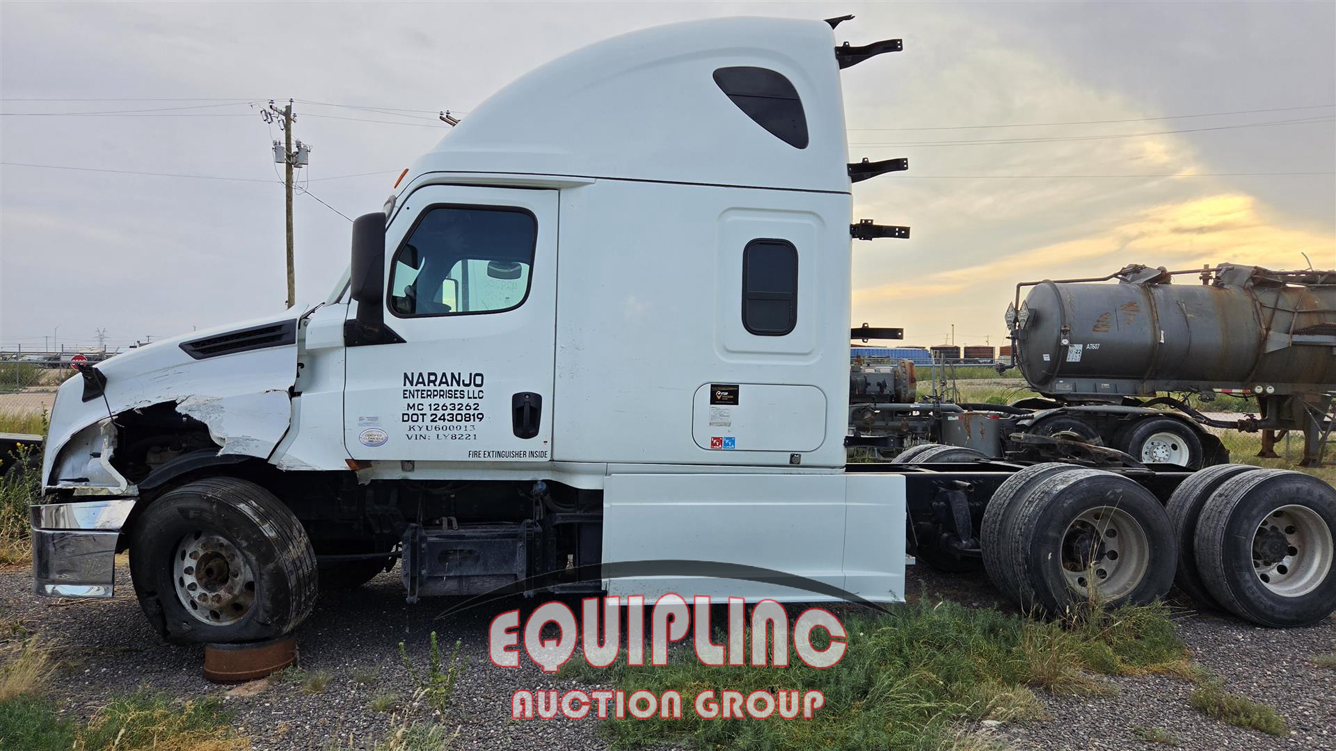 2020 Freightliner CASCADIA