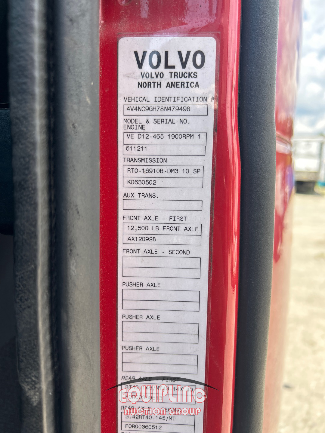2008 Volvo VNL64T