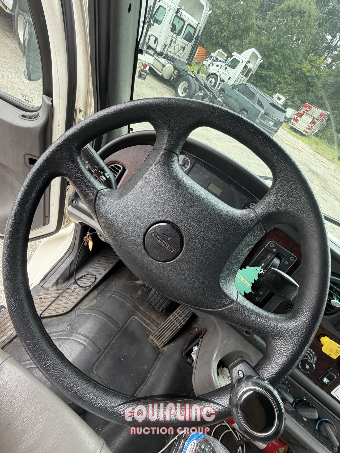 2016 Freightliner M2