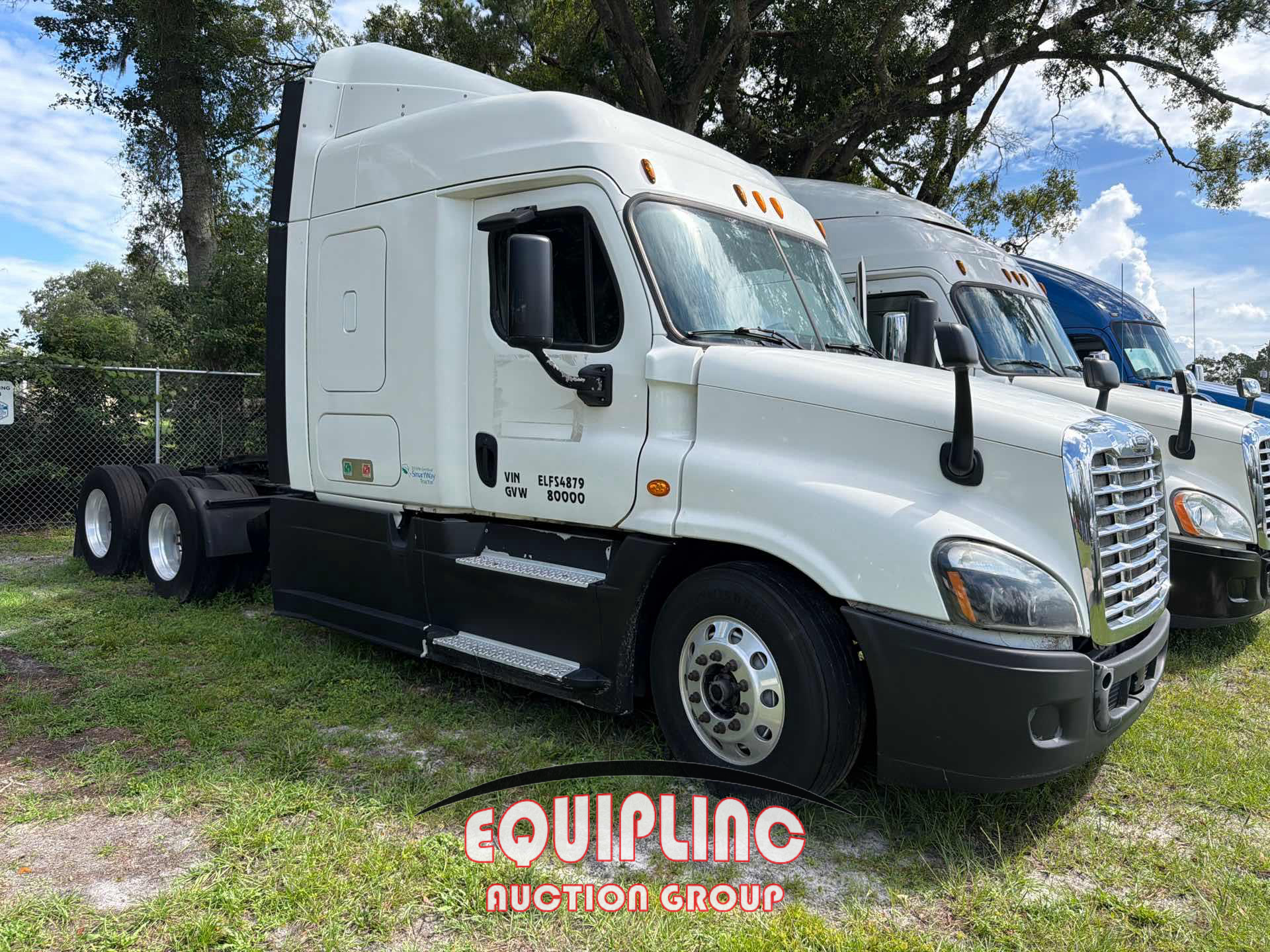 Photo of 2014 Freightliner CASCADIA