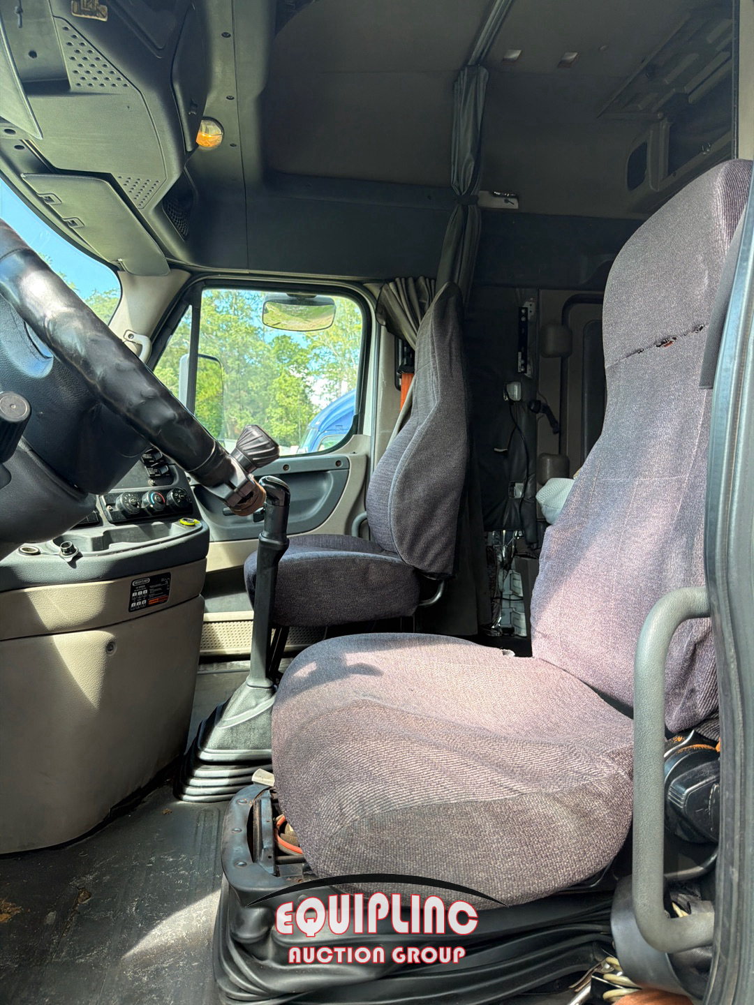 2014 Freightliner CASCADIA