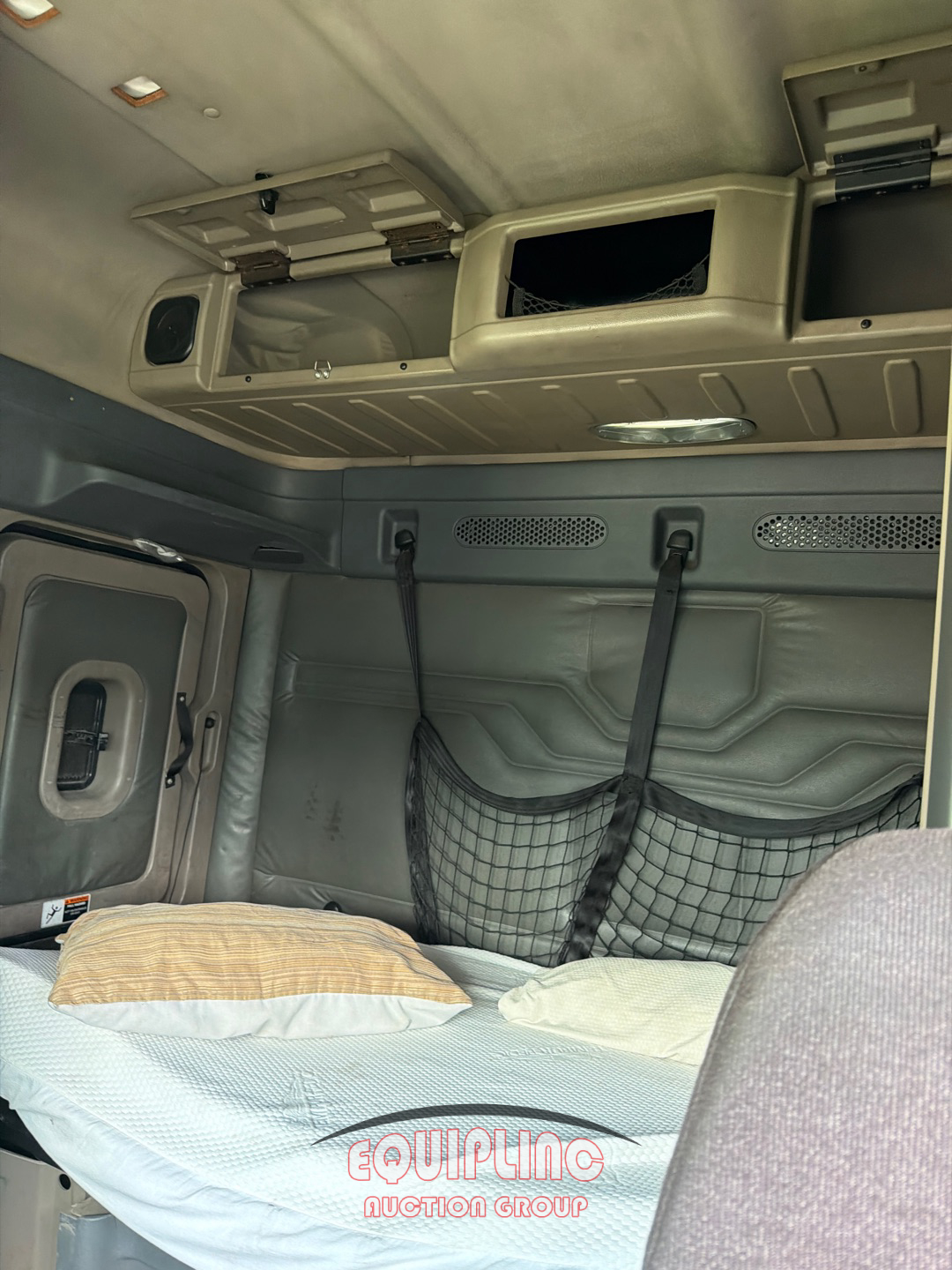 2014 Freightliner CASCADIA