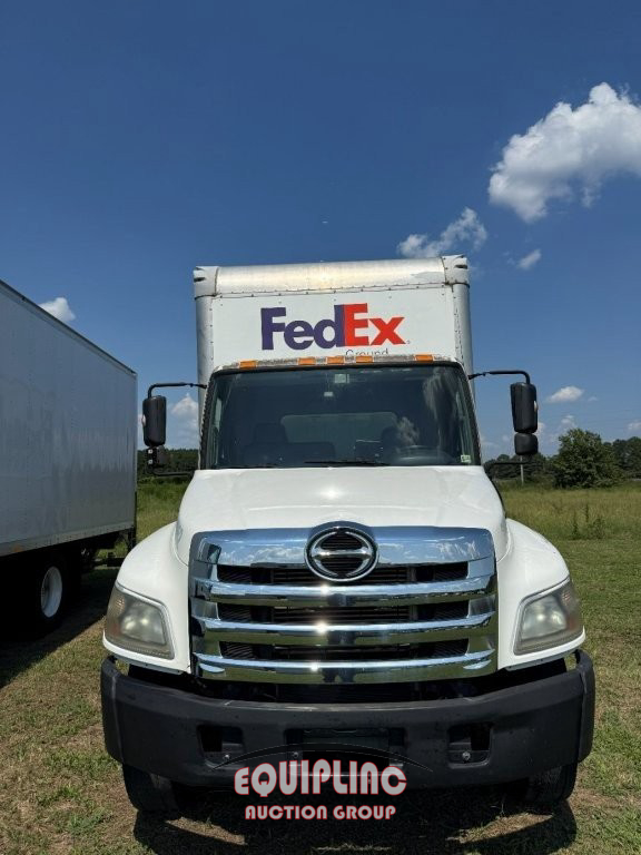 2014 Hino 268A