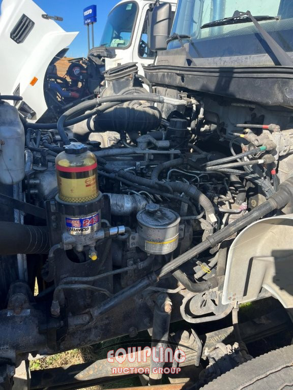 2014 Hino 268A