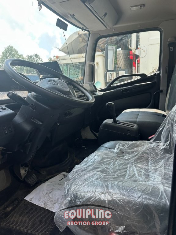 2019 Hino 268A