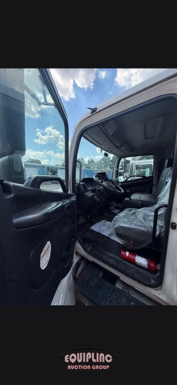 2019 Hino 268A