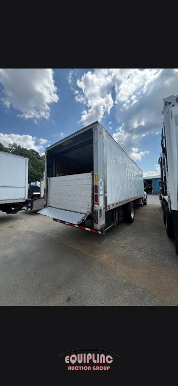 2019 Hino 268A