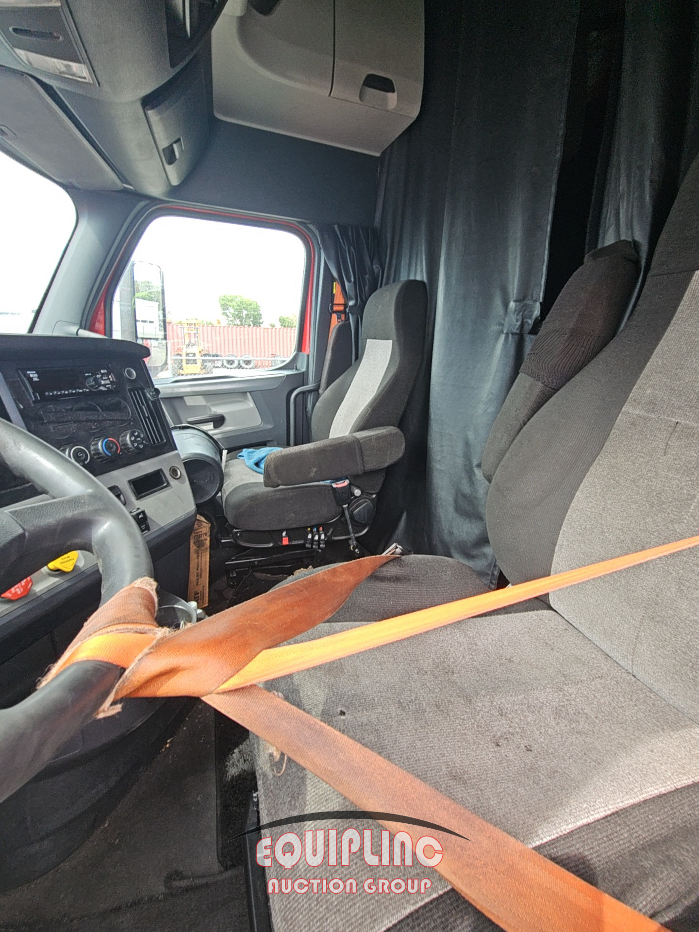 2021 Freightliner CASCADIA