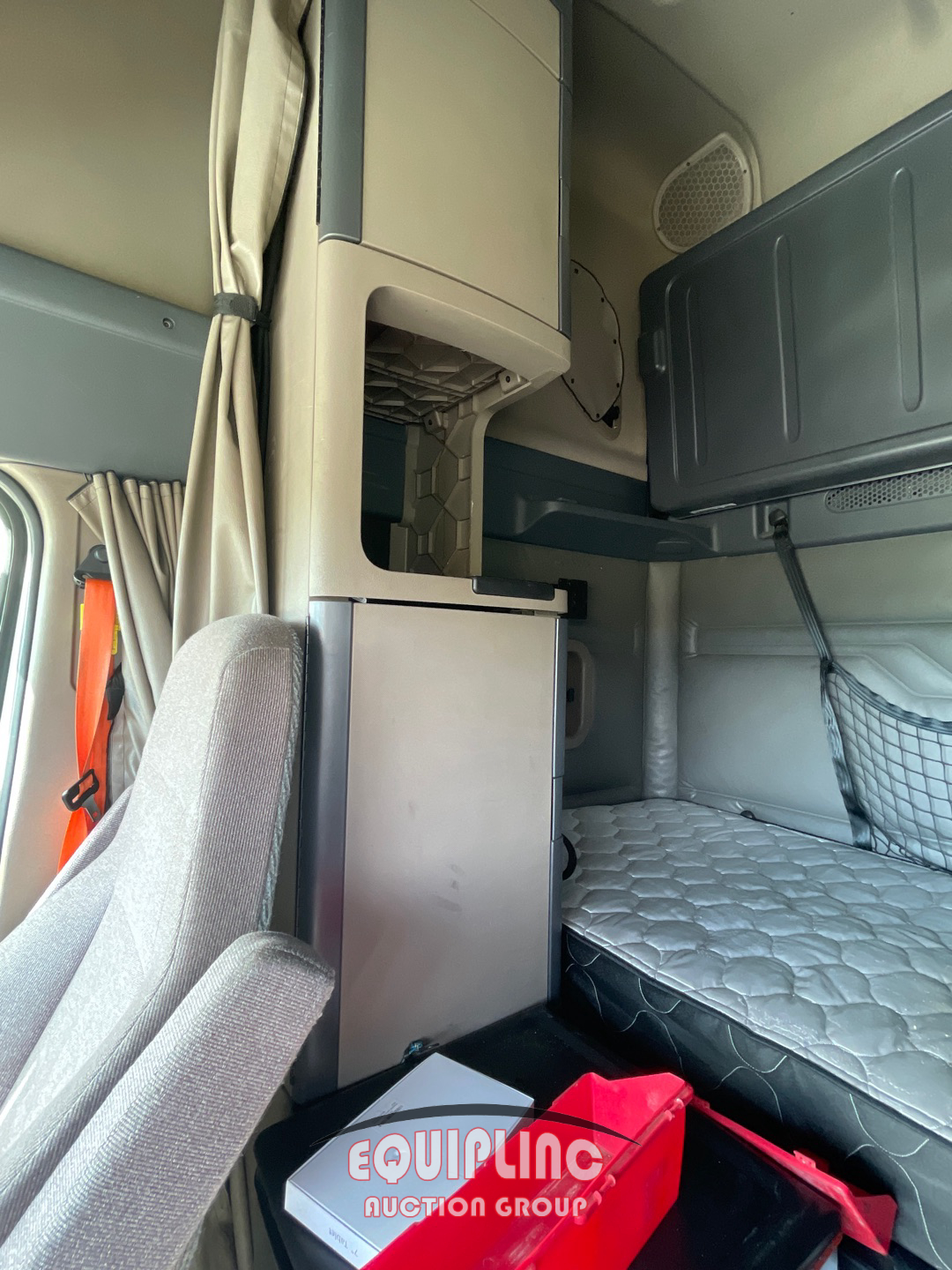 2018 Freightliner CASCADIA
