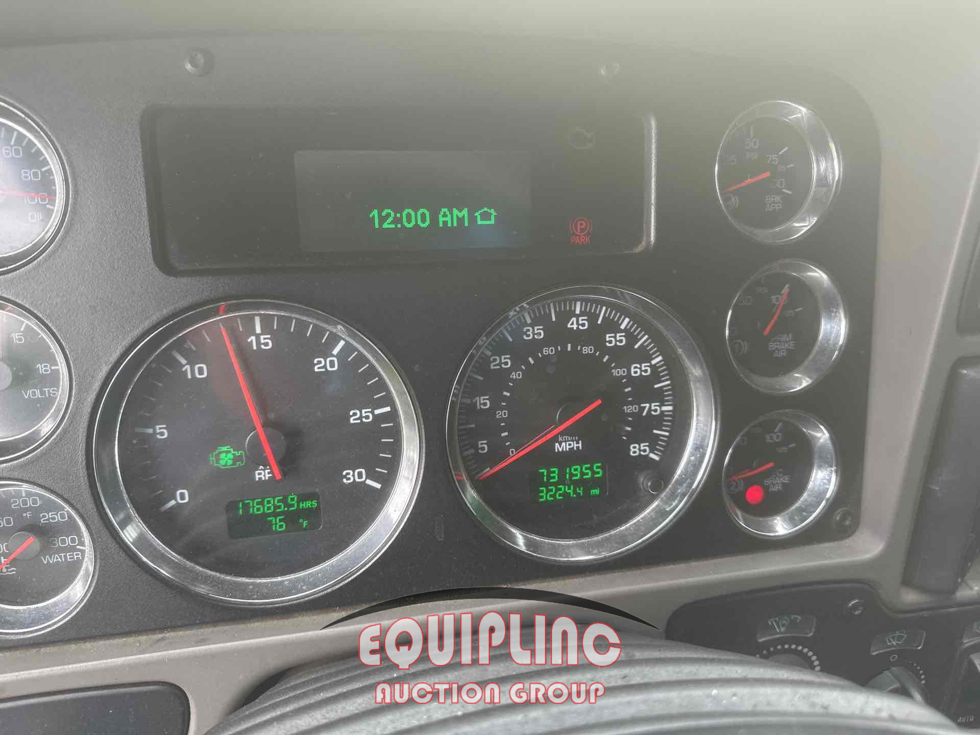 2016 Kenworth T700