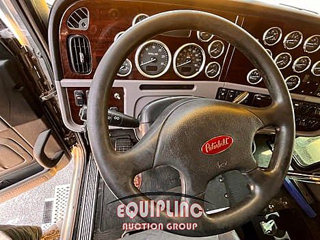 2014 Peterbilt 389