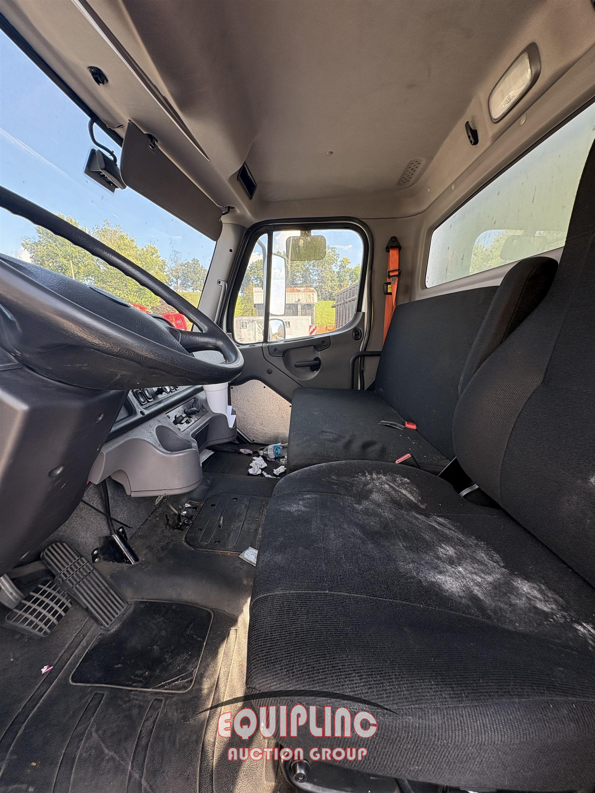 2019 Freightliner M2