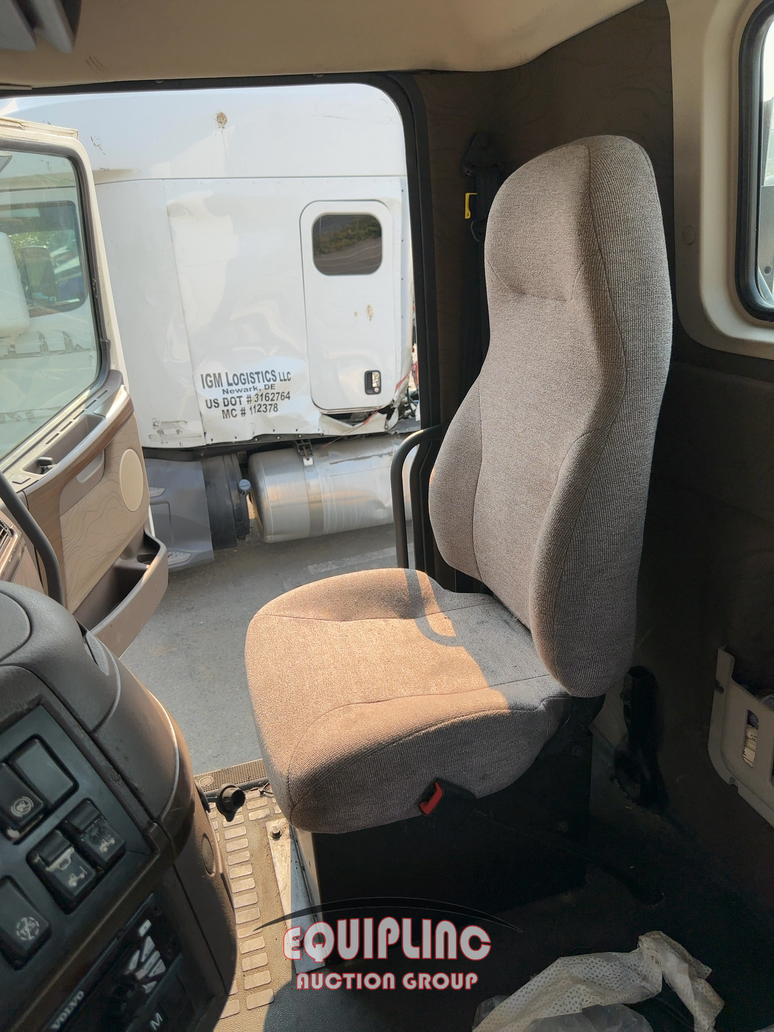 2016 Volvo VNL
