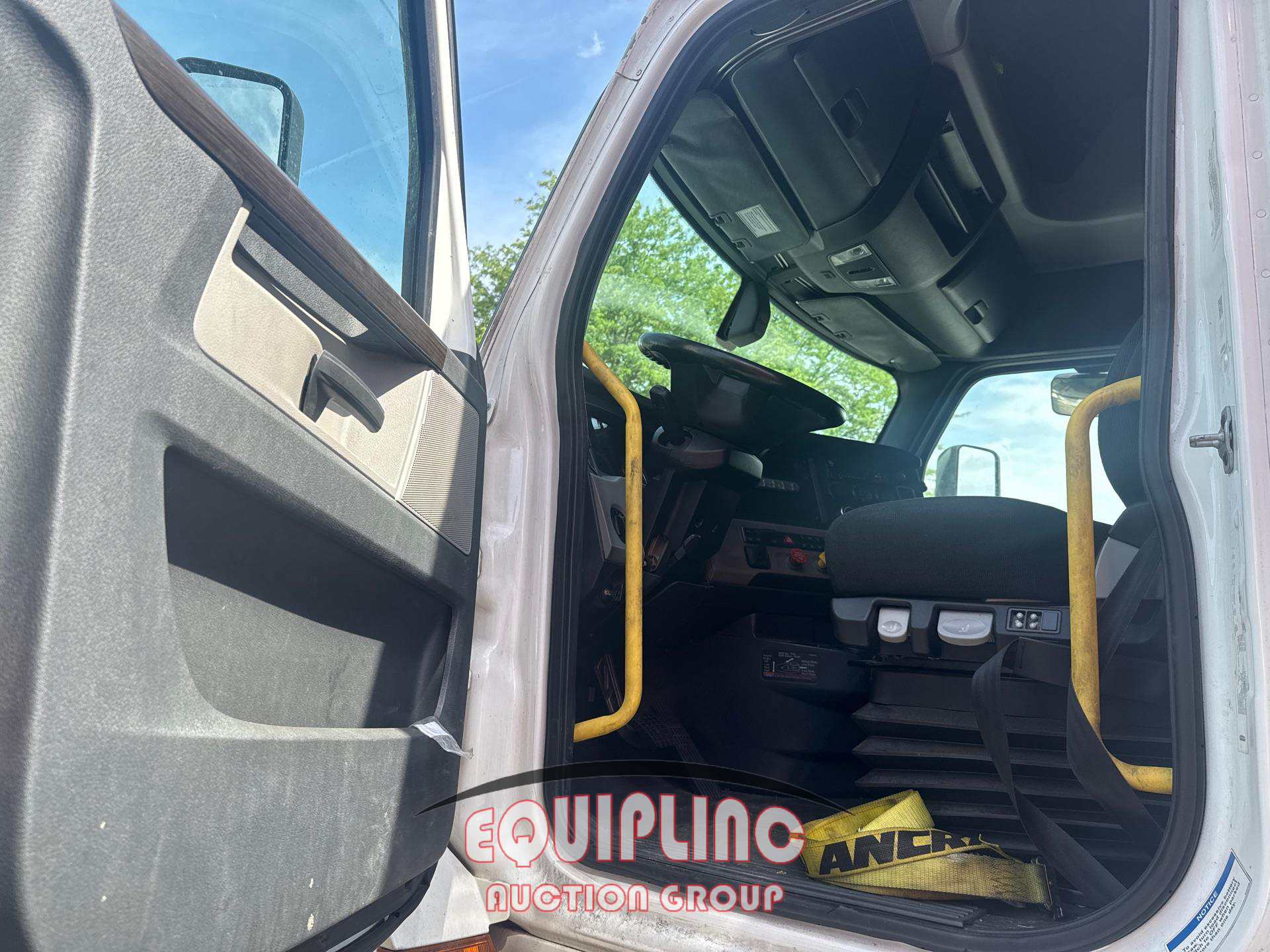 2019 Freightliner CASCADIA