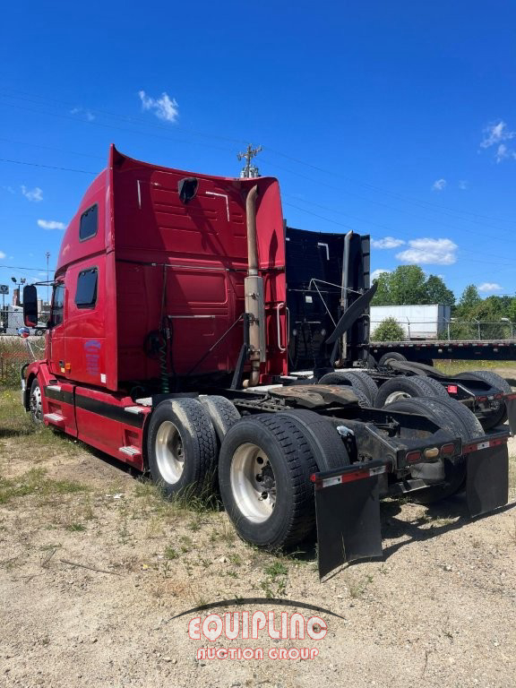 2006 Volvo VNL-64-T-780