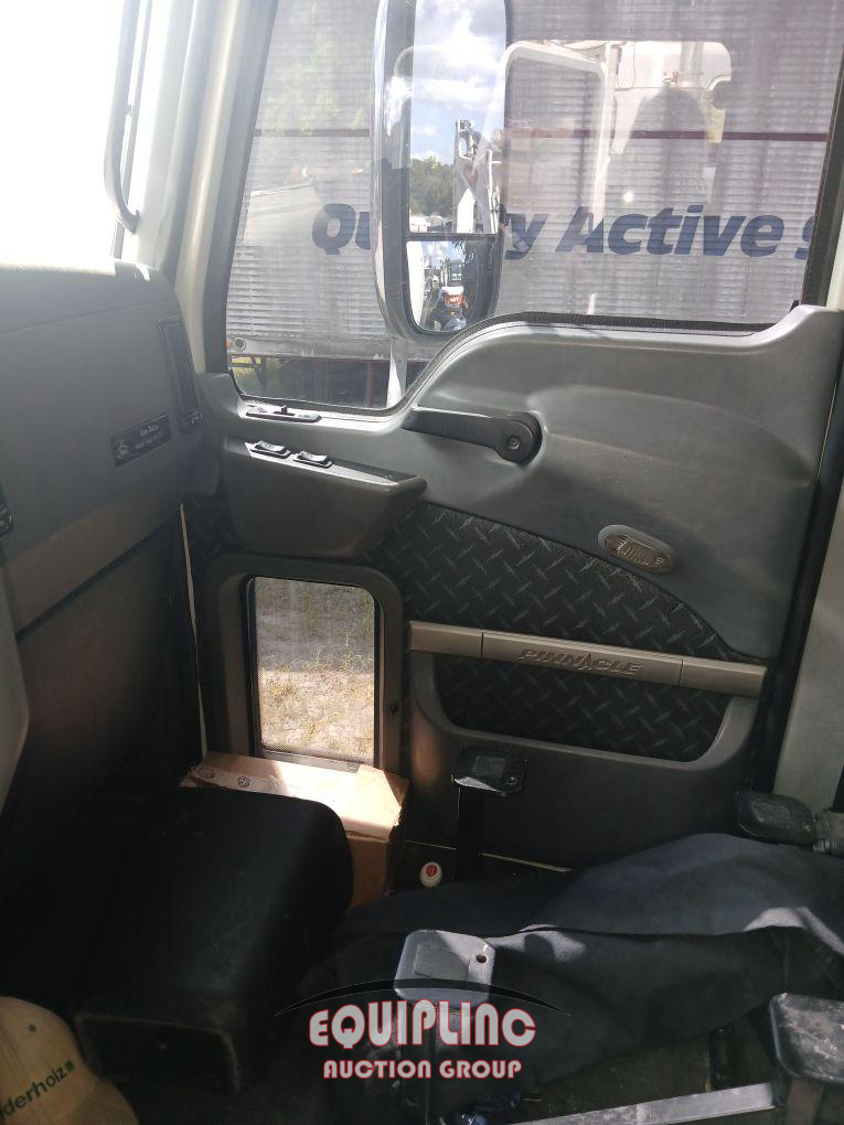 2014 Mack CXU613