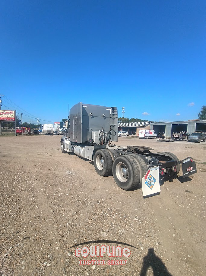 2019 Peterbilt 579
