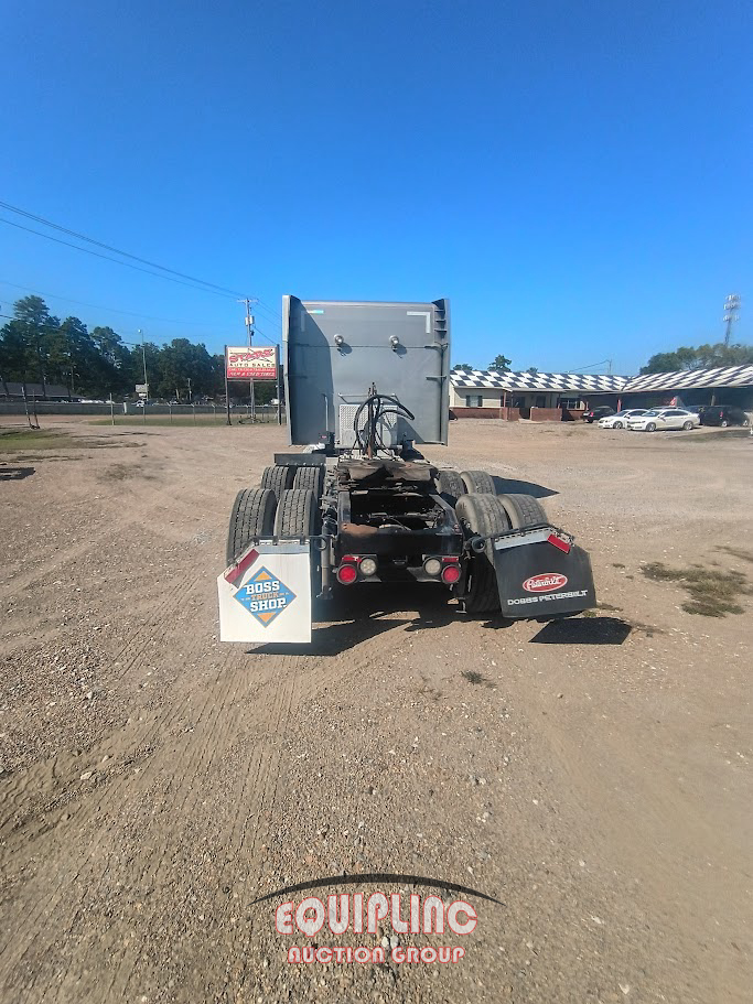 2019 Peterbilt 579
