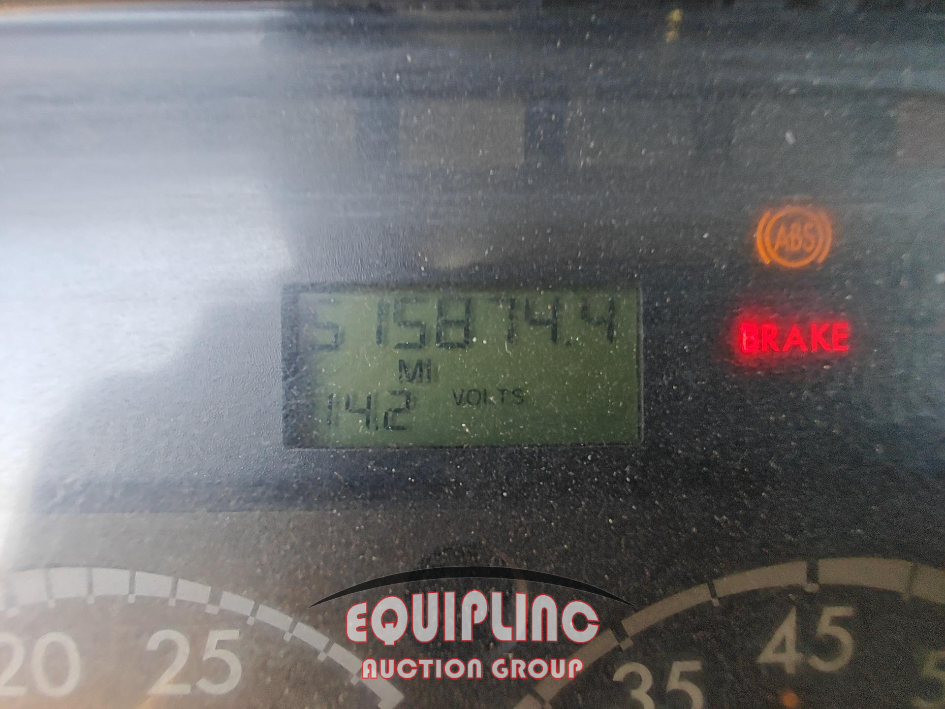 2013 Freightliner M2