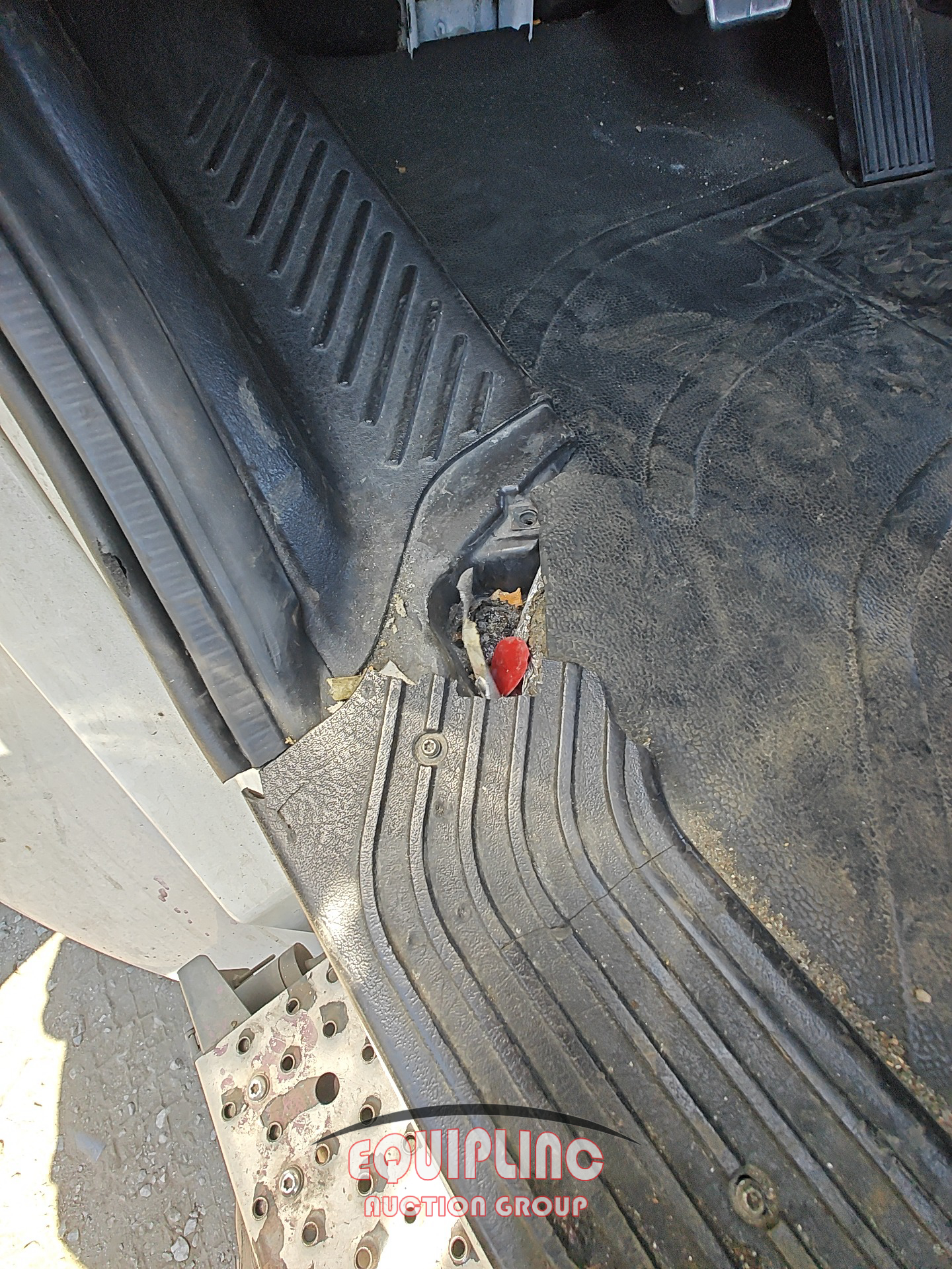 2013 Freightliner M2