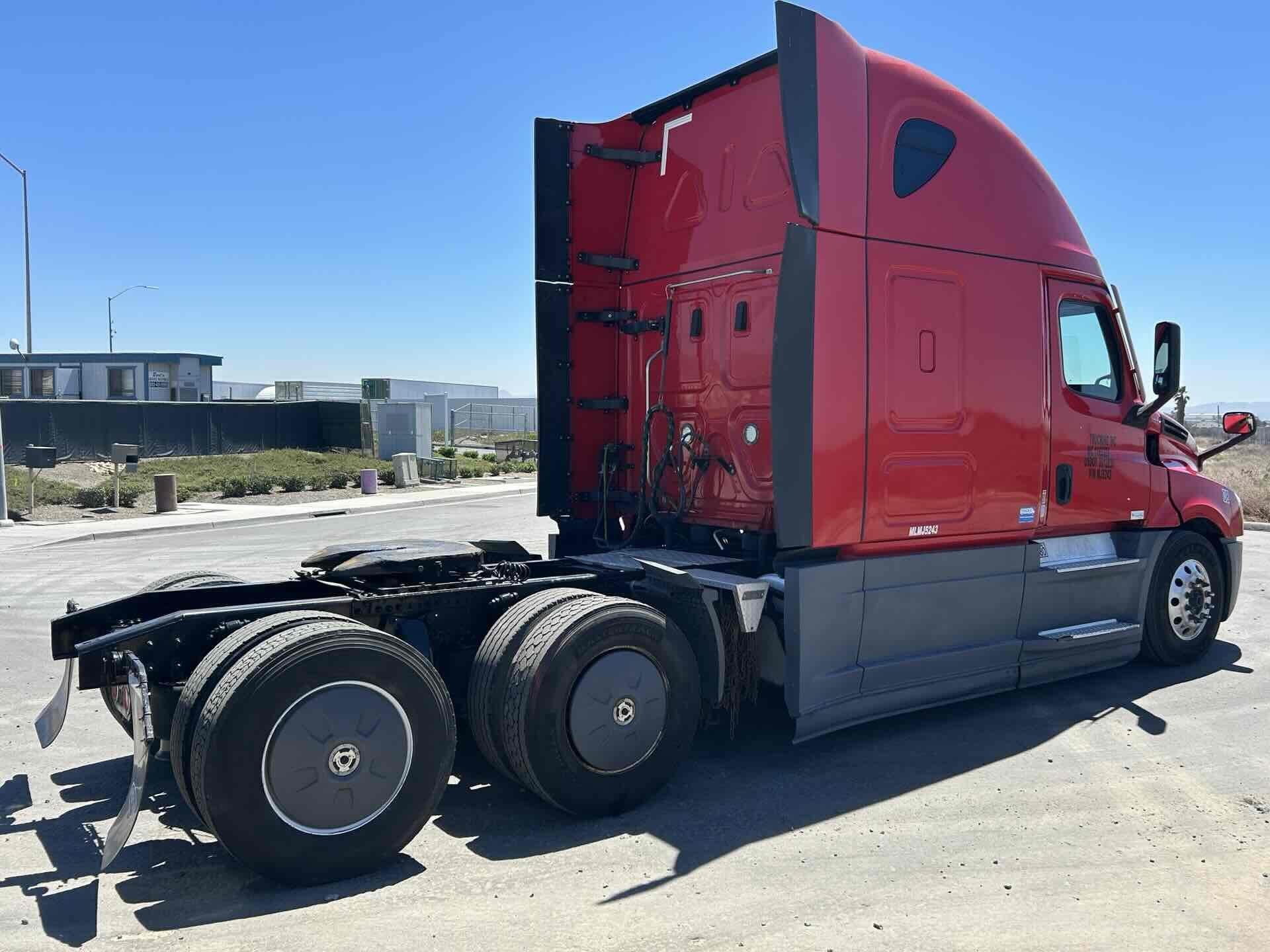2021 Freightliner Cascadia