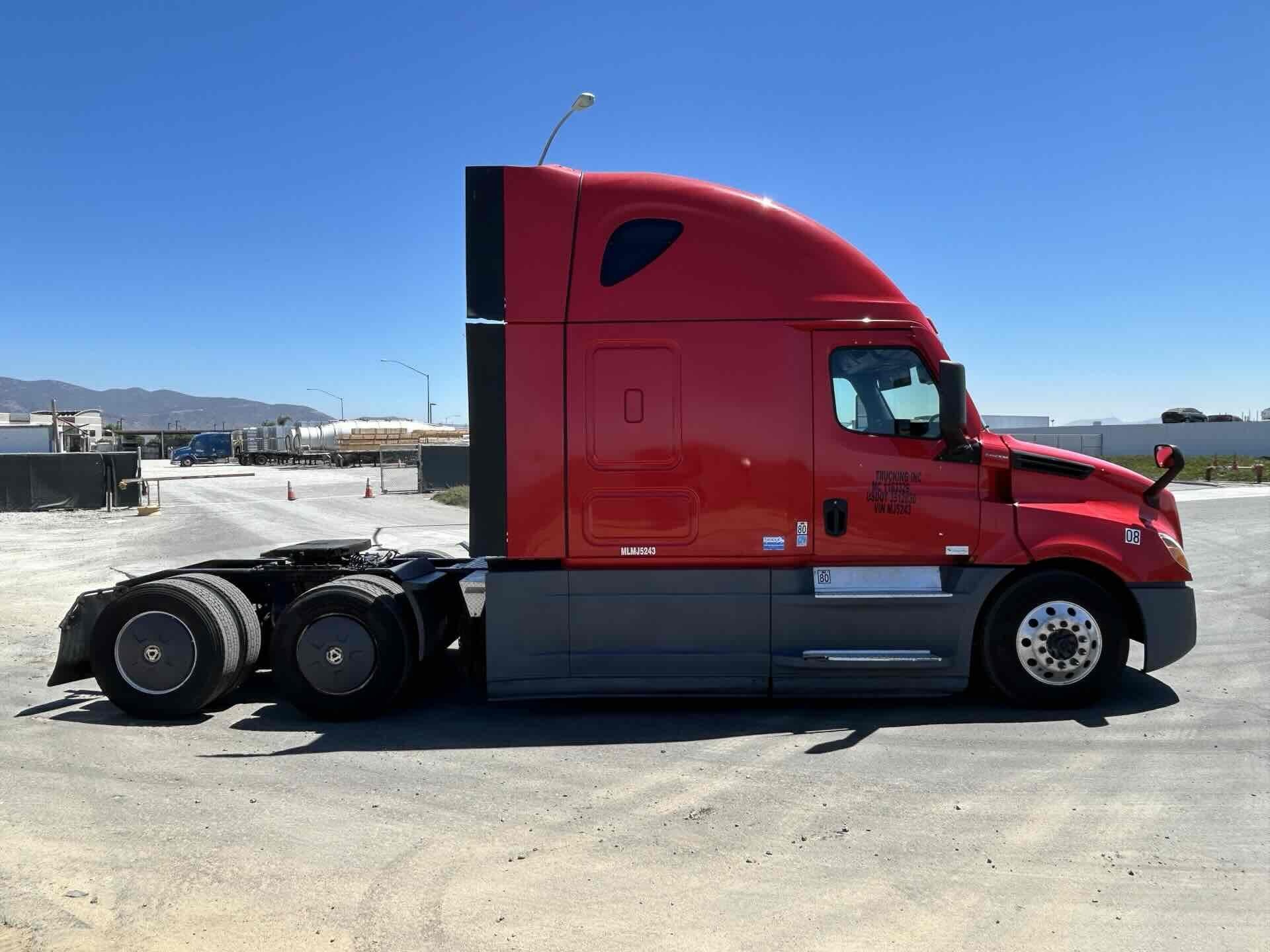 2021 Freightliner Cascadia