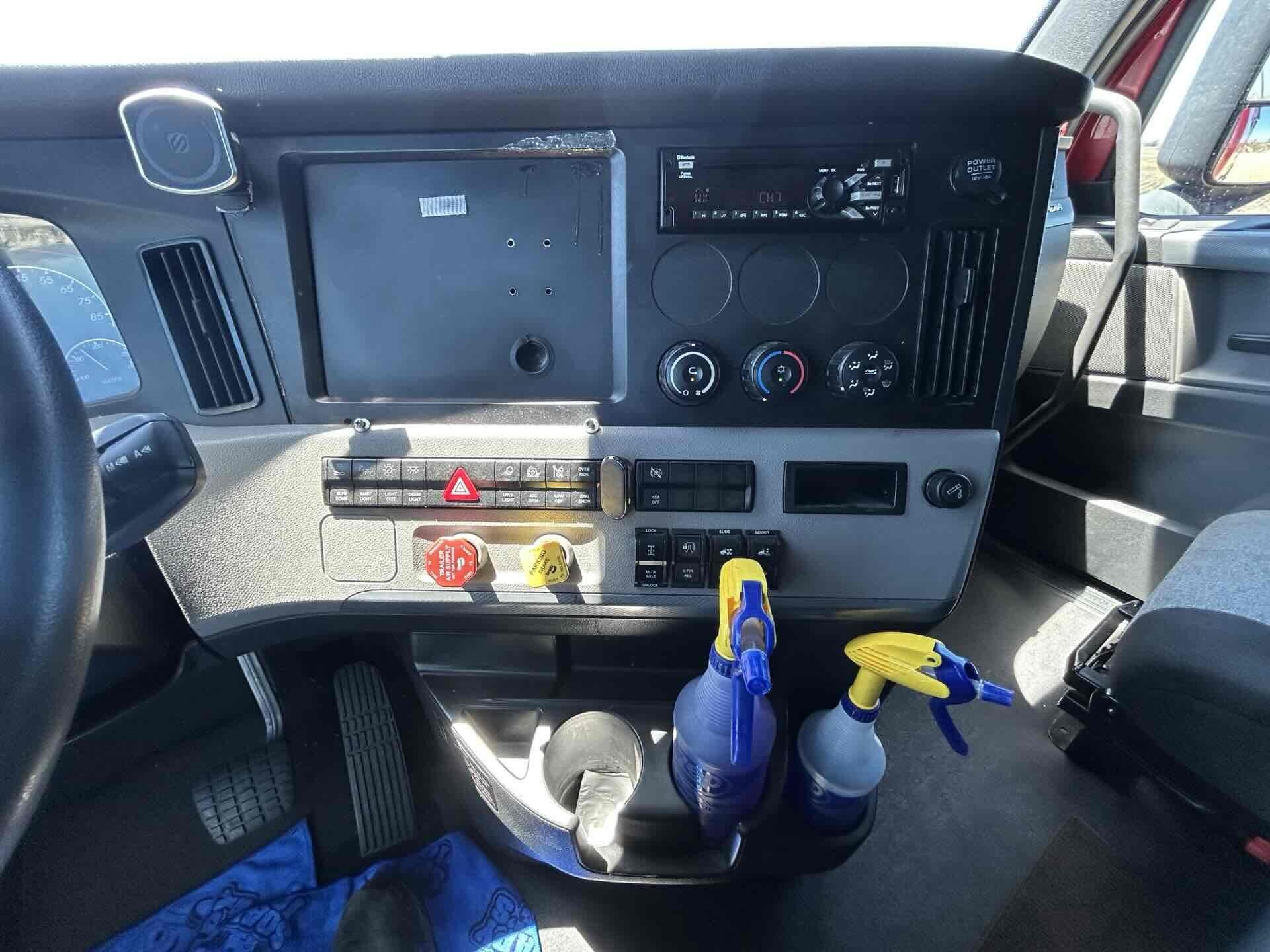 2021 Freightliner Cascadia