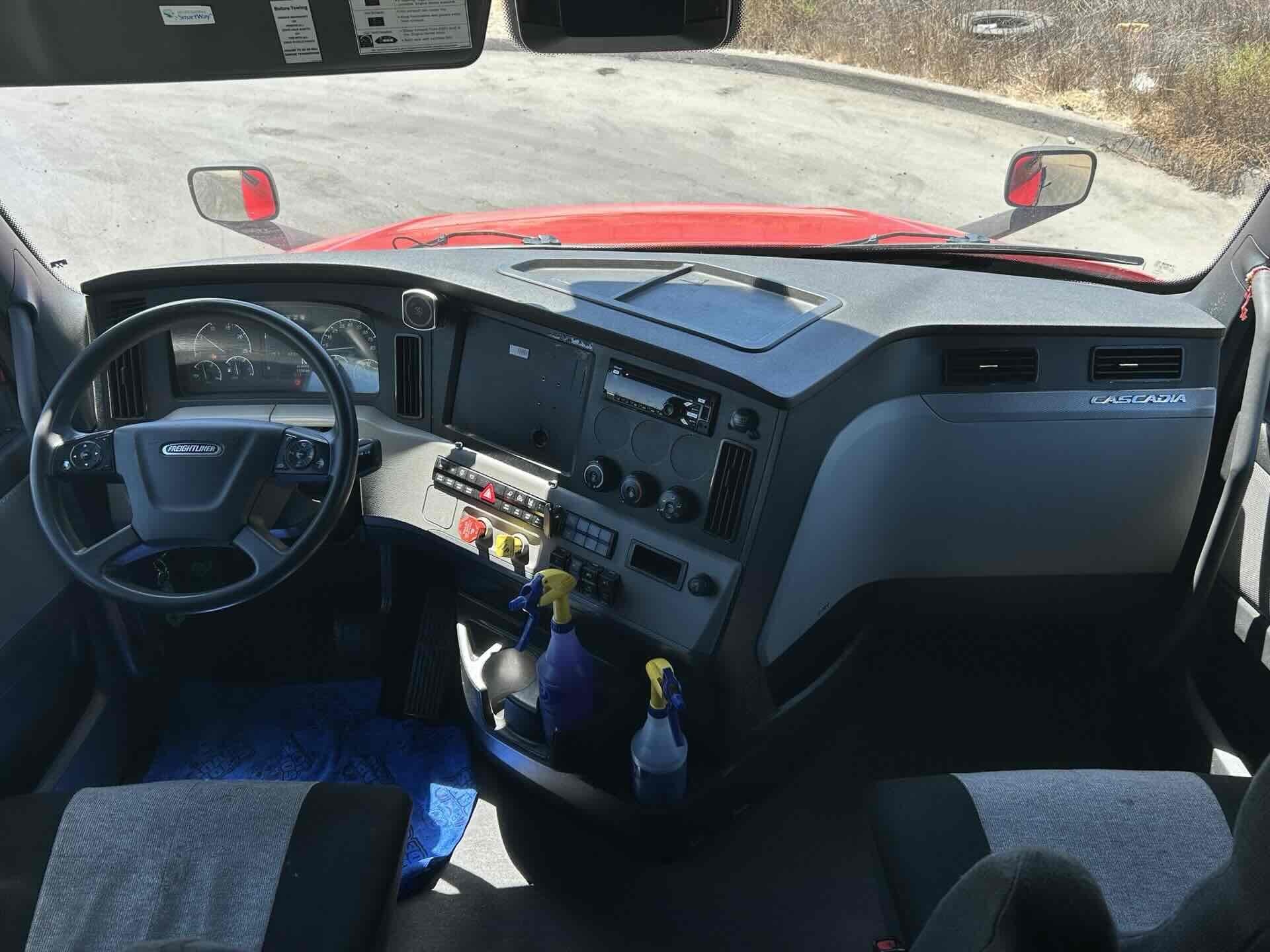 2021 Freightliner Cascadia