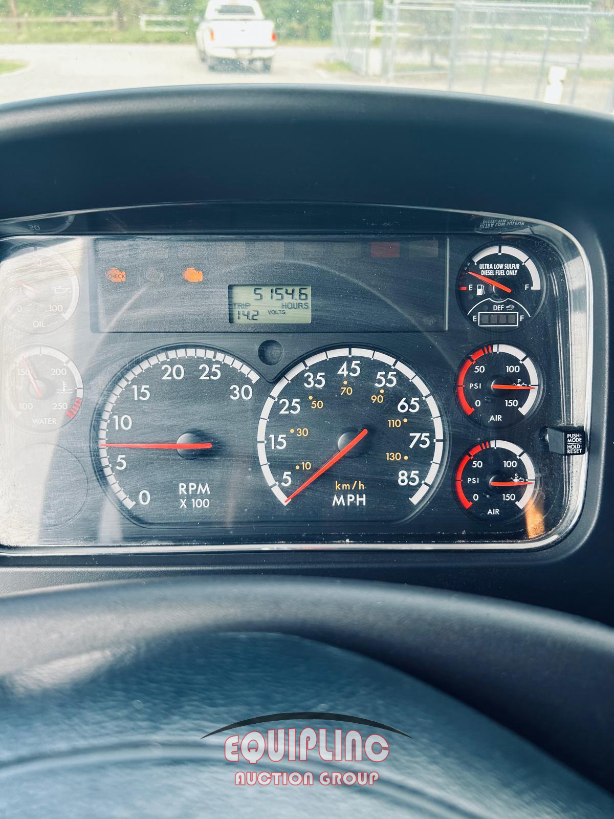2014 Freightliner M2