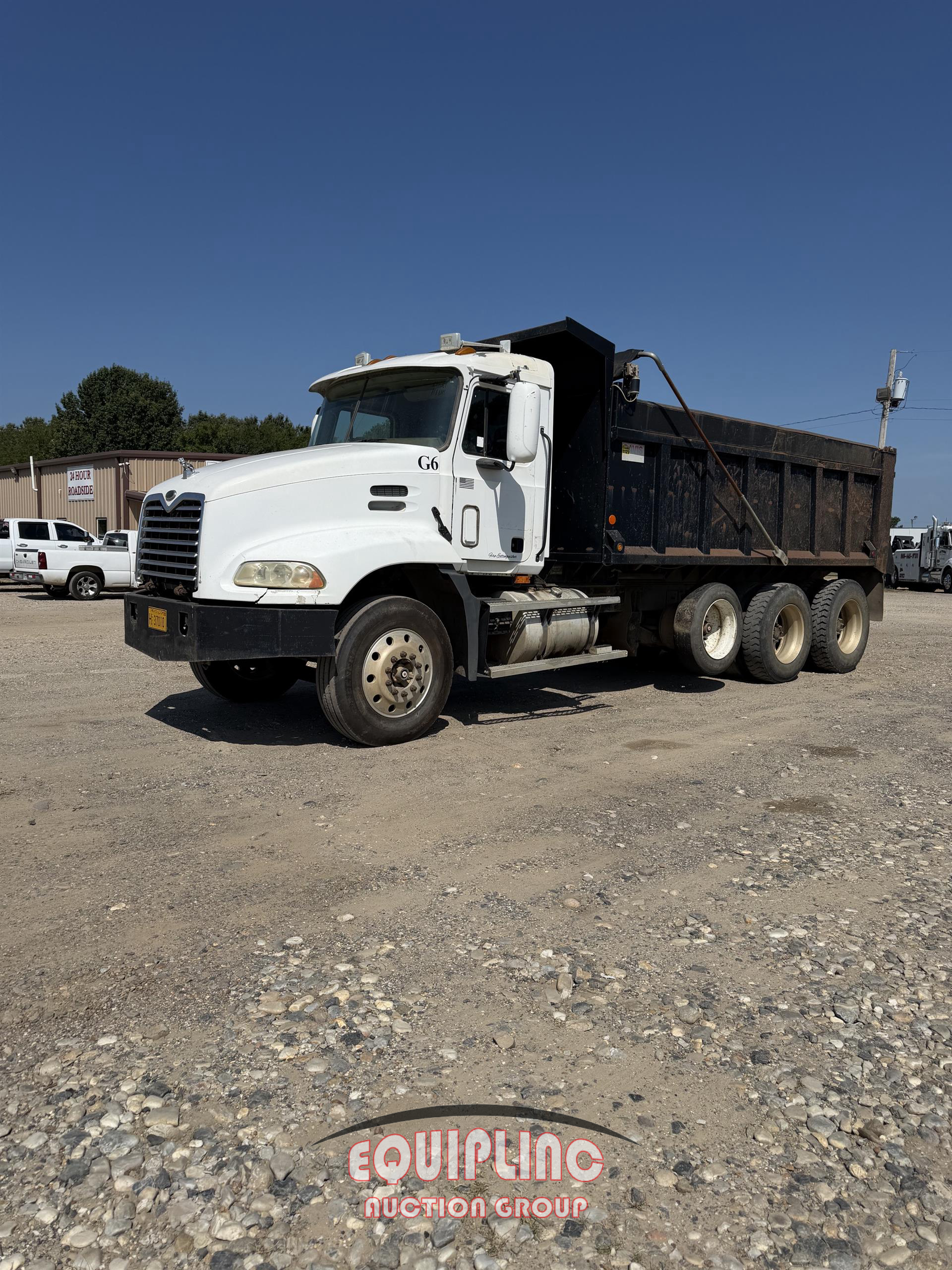 2003 Mack CX613
