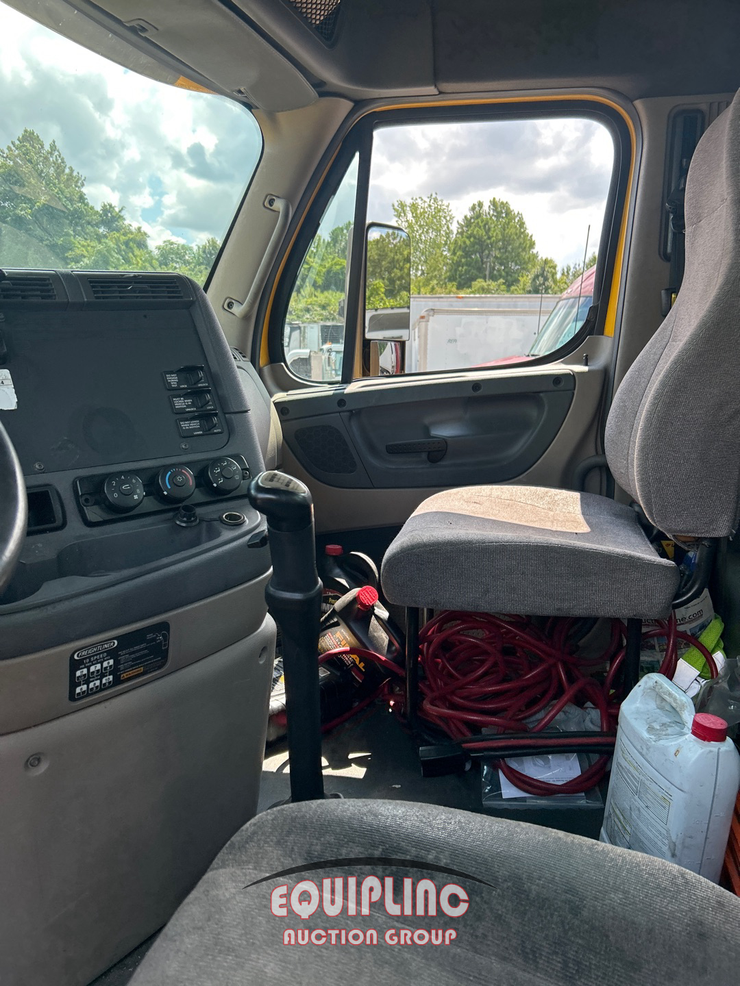 2013 Freightliner CASCADIA