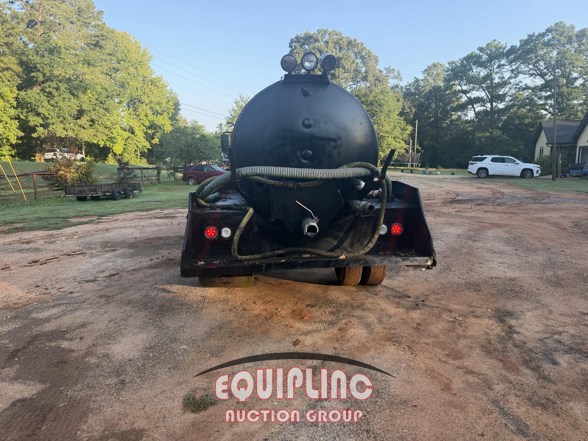 2019 Freightliner M2106