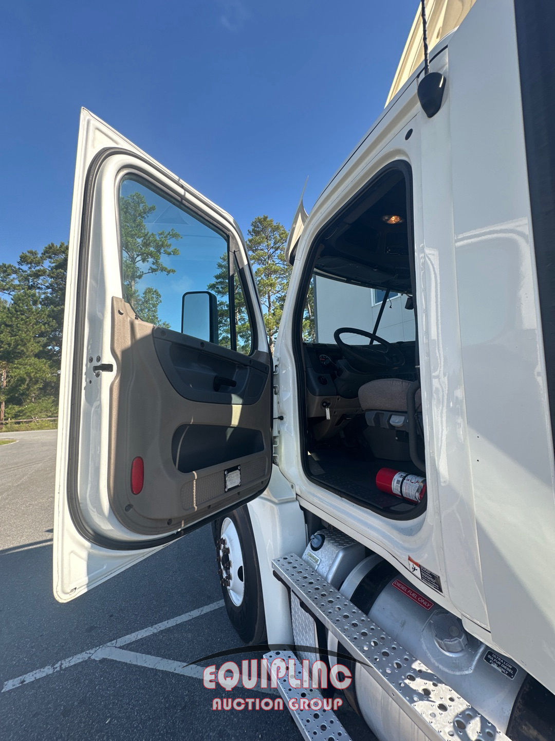 2018 Freightliner CASCADIA