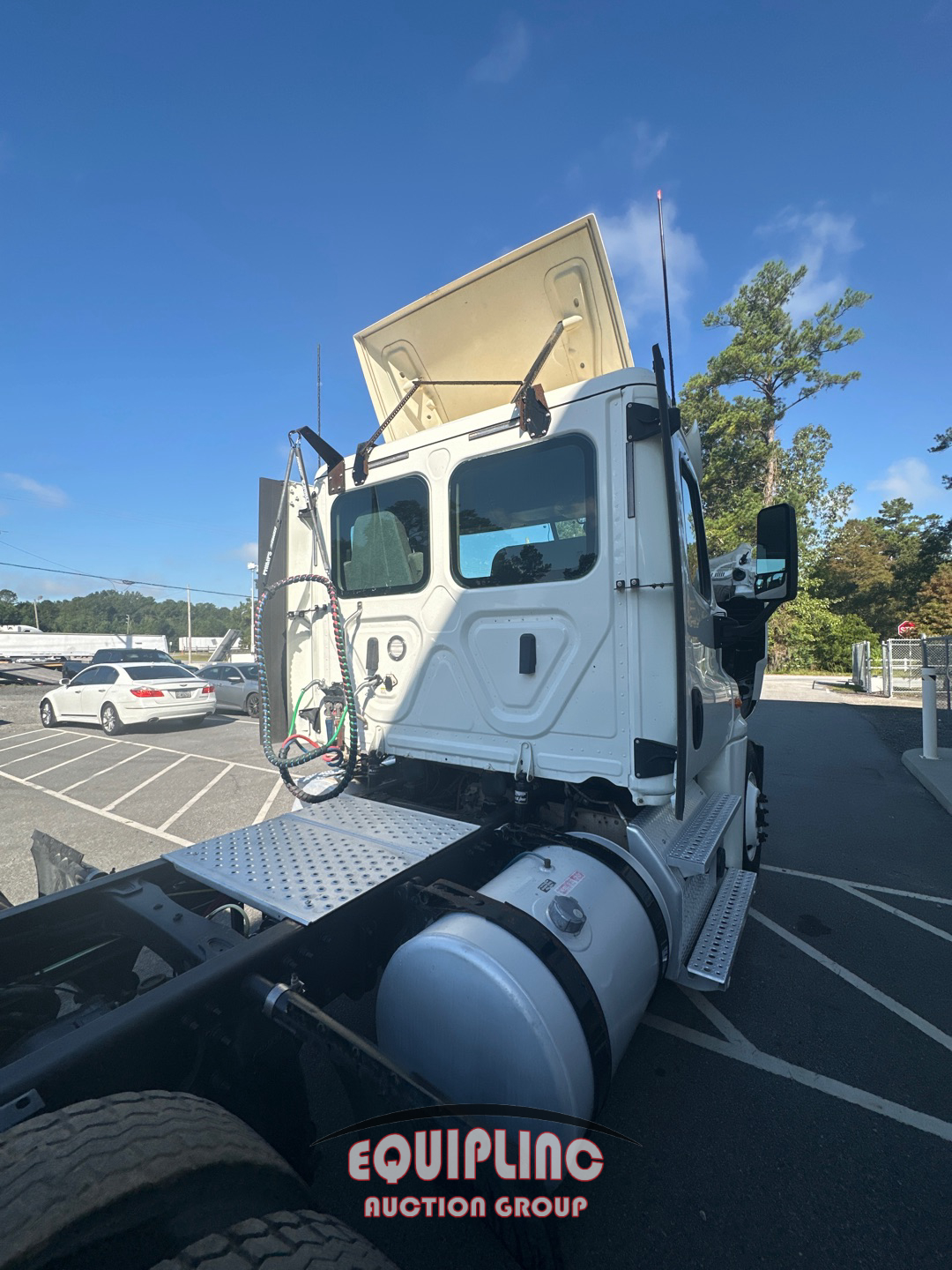 2018 Freightliner CASCADIA
