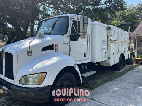 2008 Kenworth T300