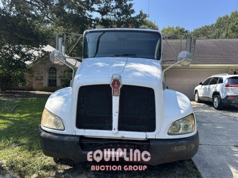 2008 Kenworth T300