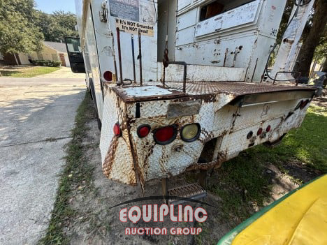 2008 Kenworth T300