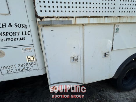 2008 Kenworth T300