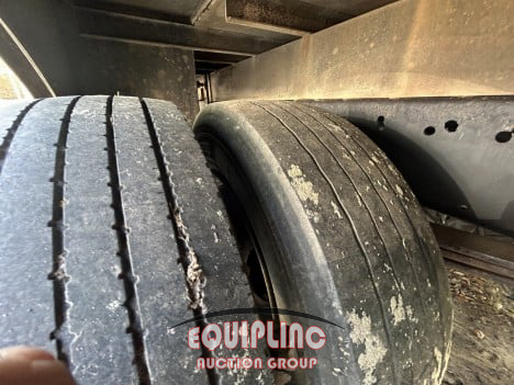 2008 Kenworth T300