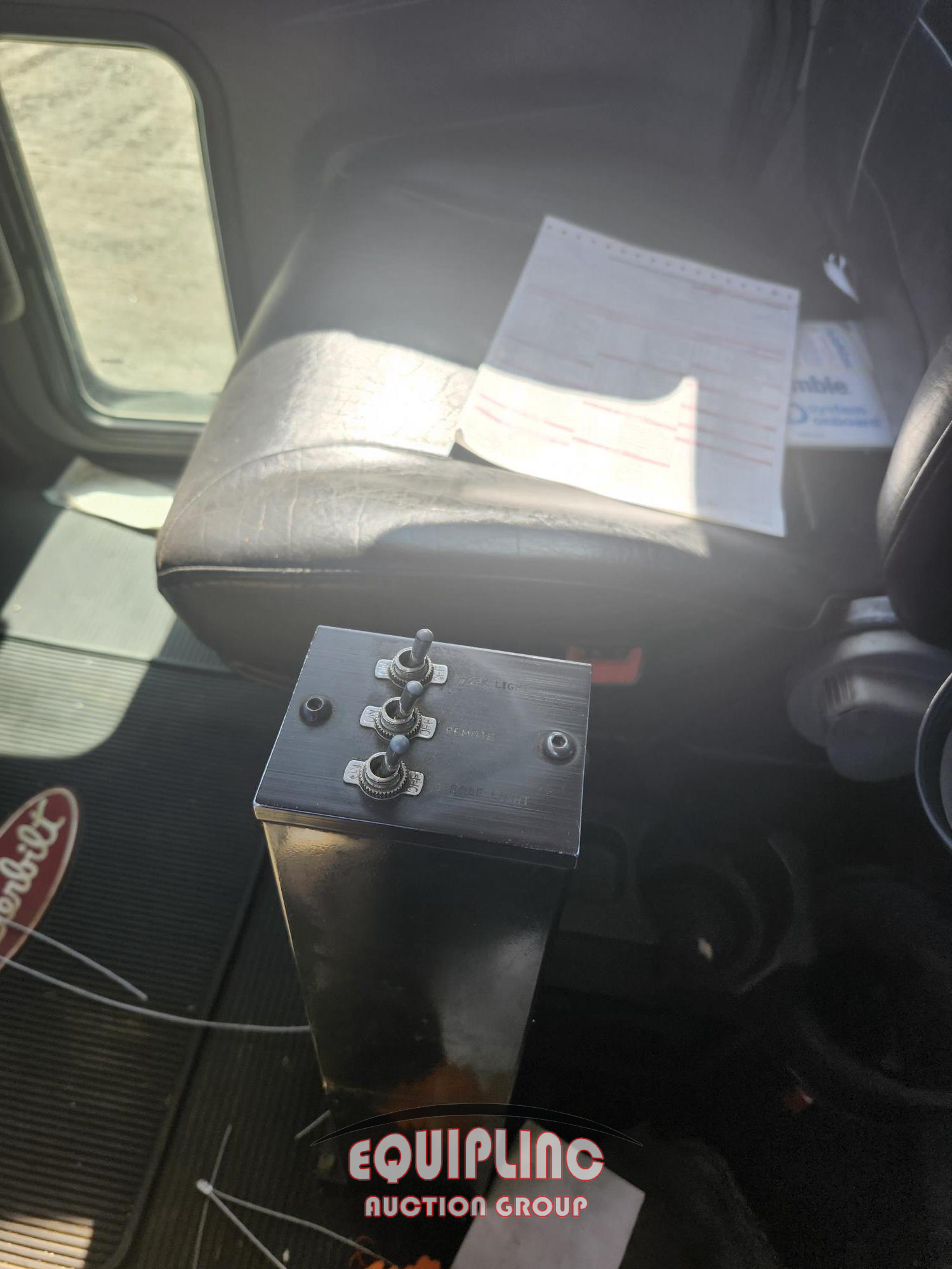 2017 Peterbilt 337