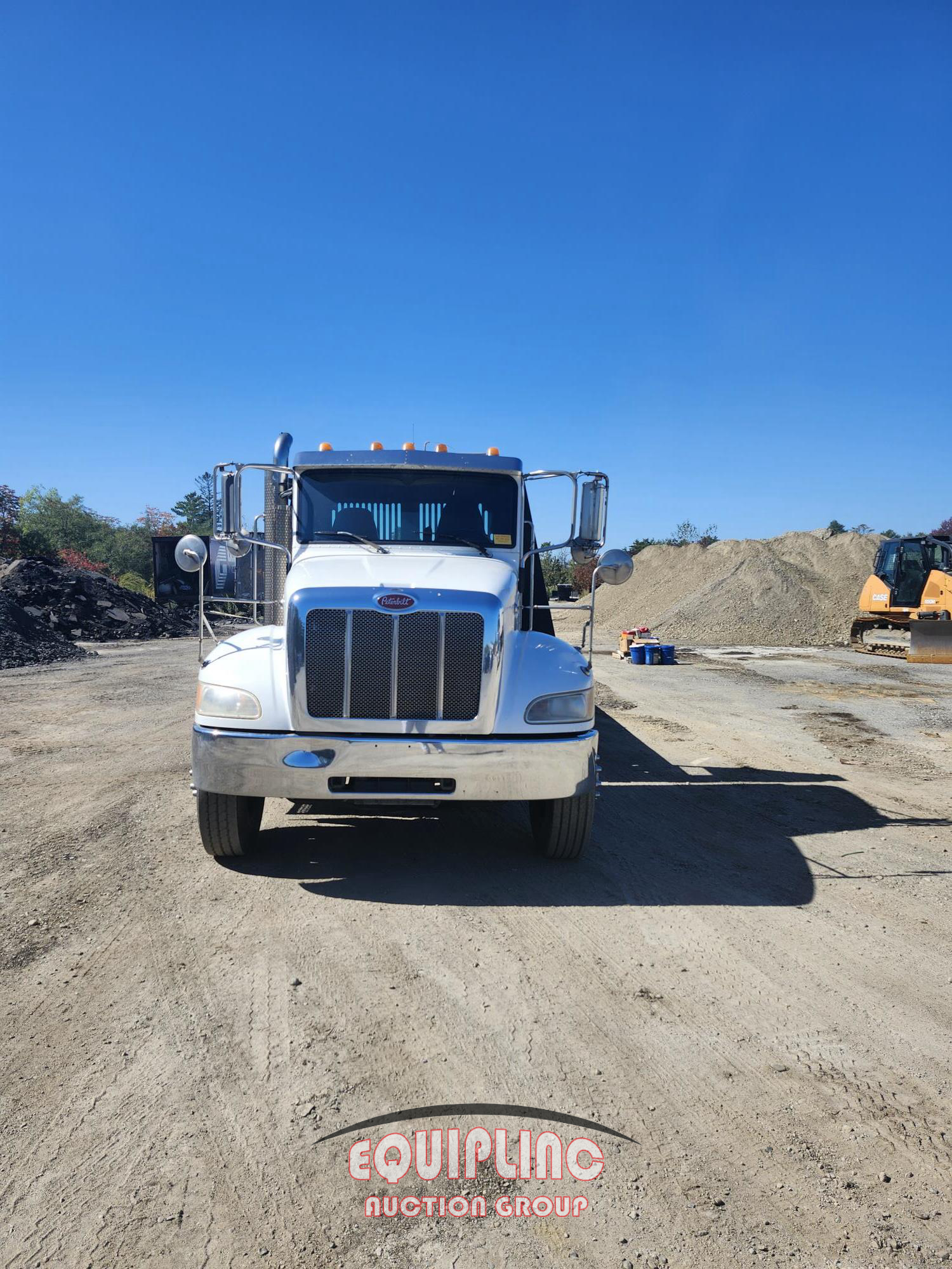 2017 Peterbilt 337