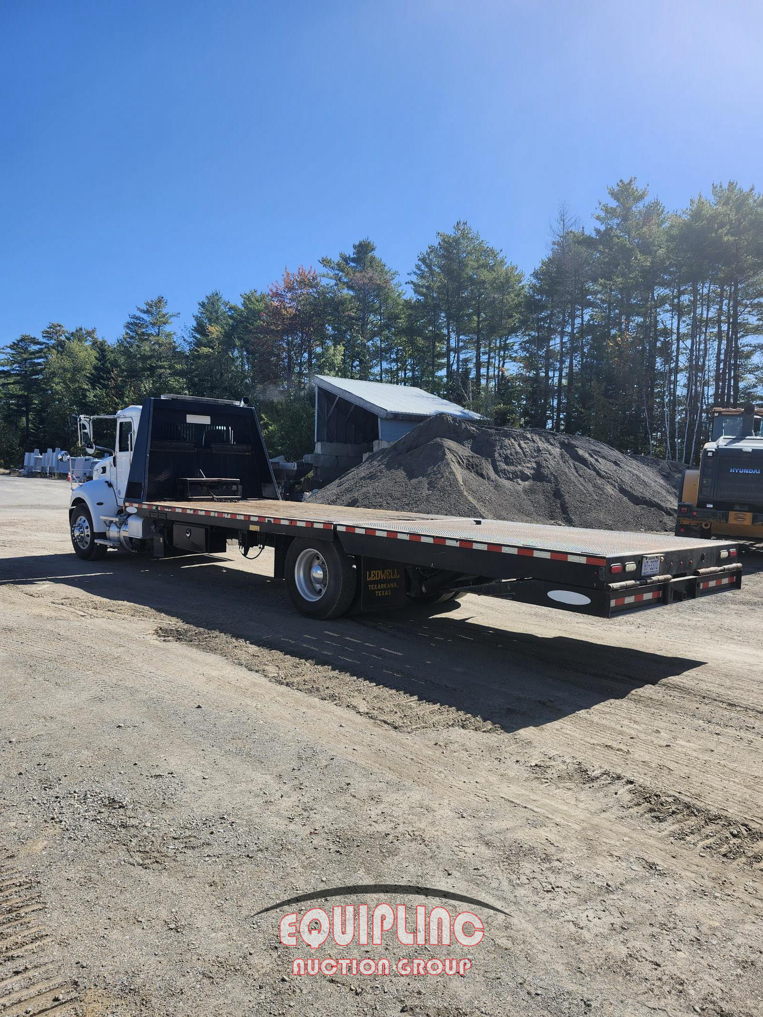 2017 Peterbilt 337