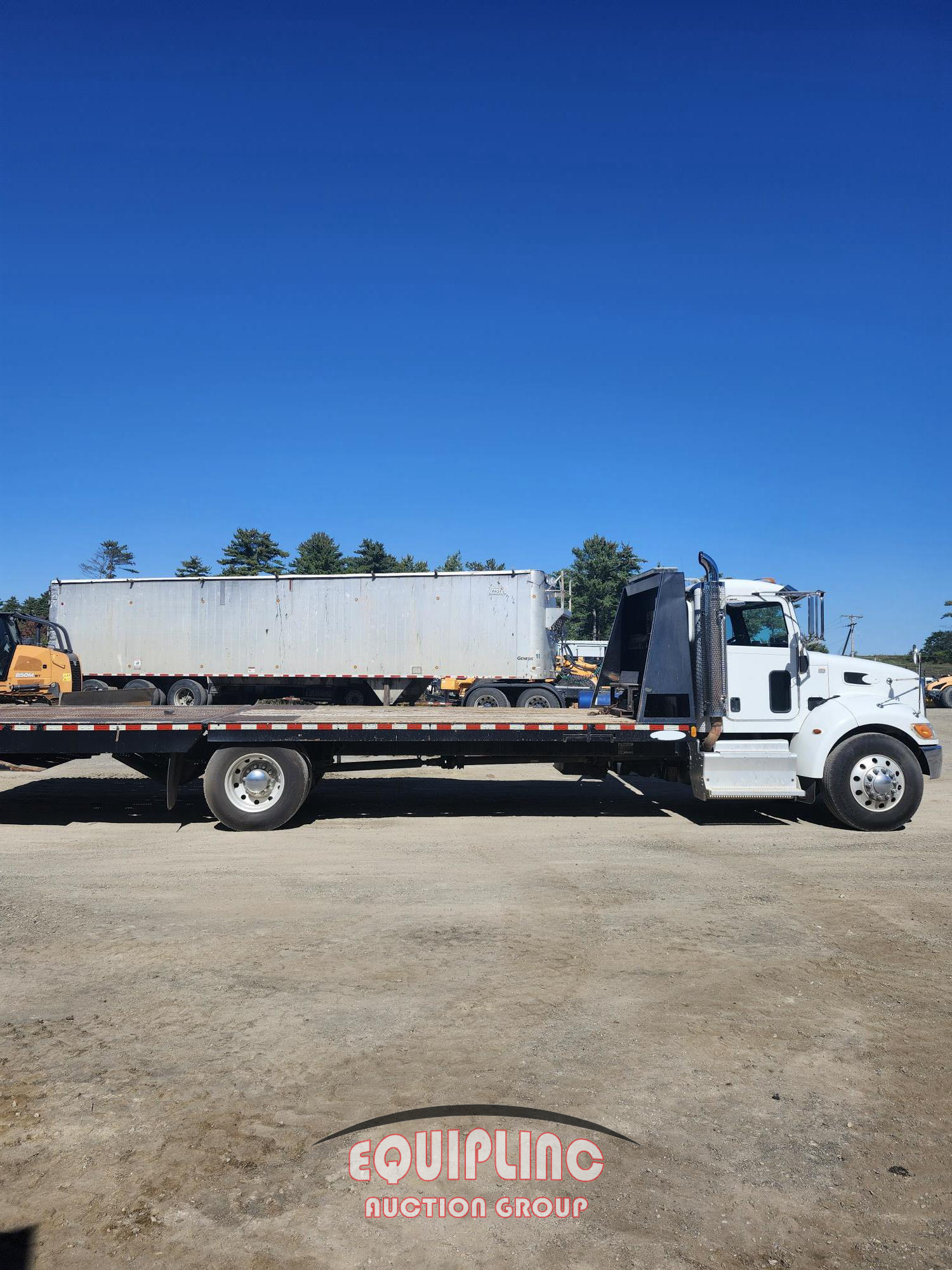 2017 Peterbilt 337