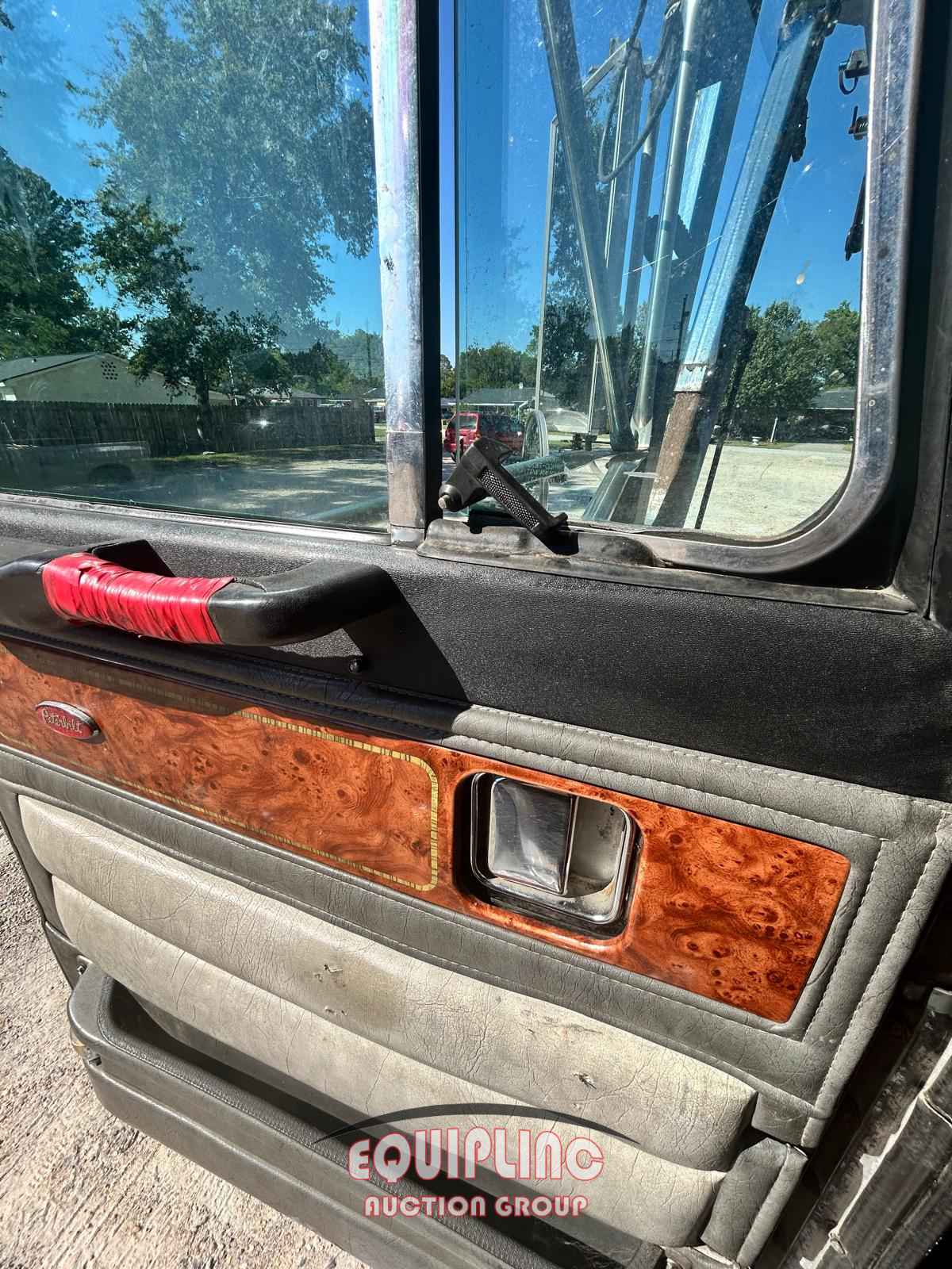 2001 Peterbilt 379
