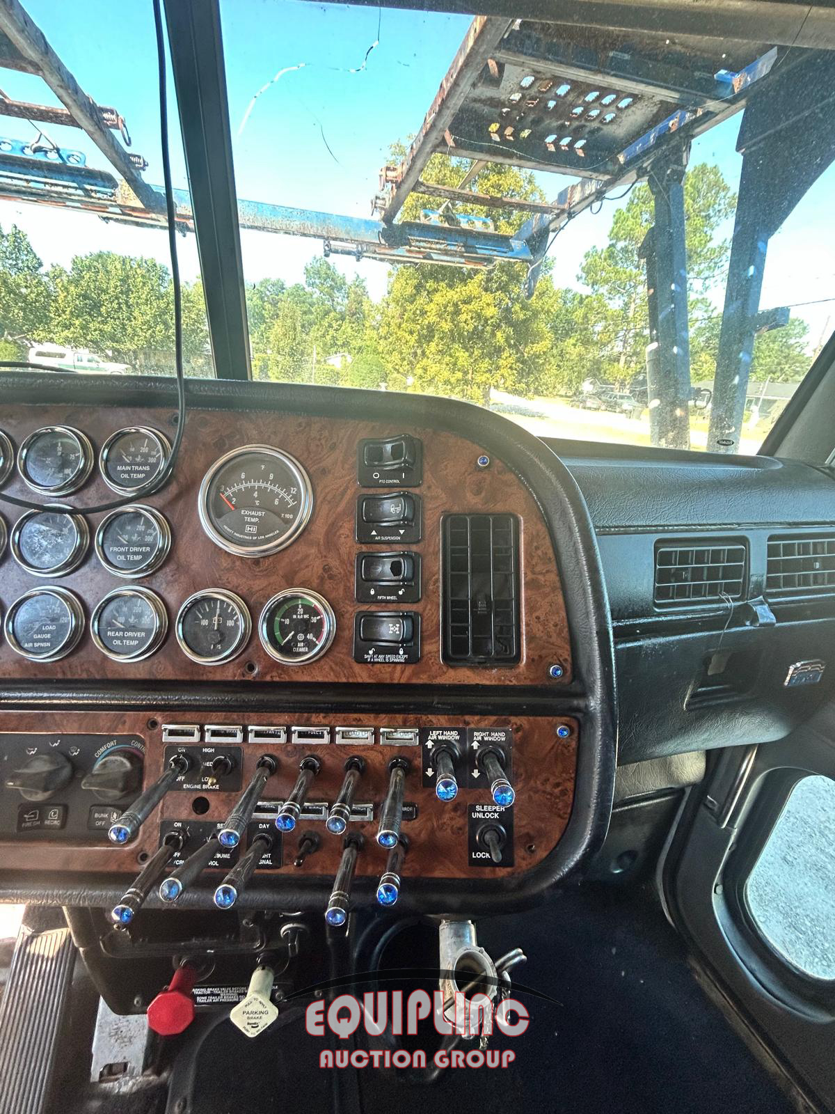 2001 Peterbilt 379