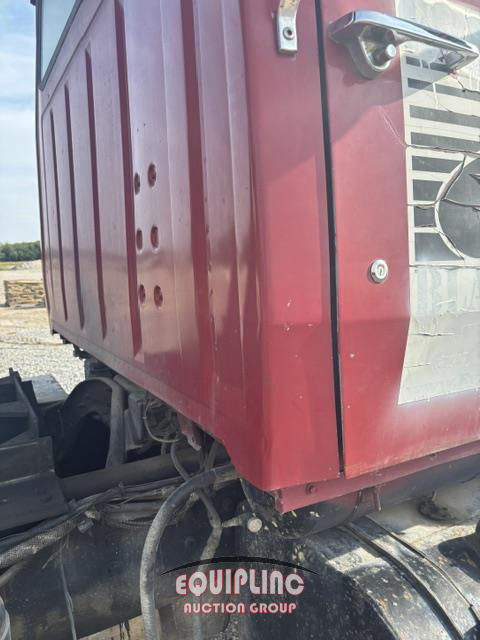 1989 Ford L8000