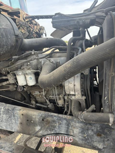 1989 Ford L8000