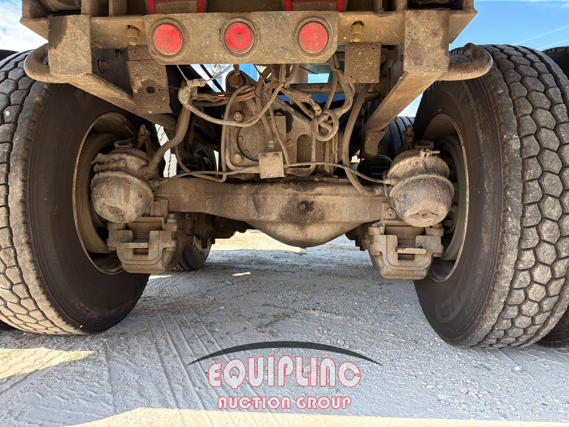 2006 Mack CV713