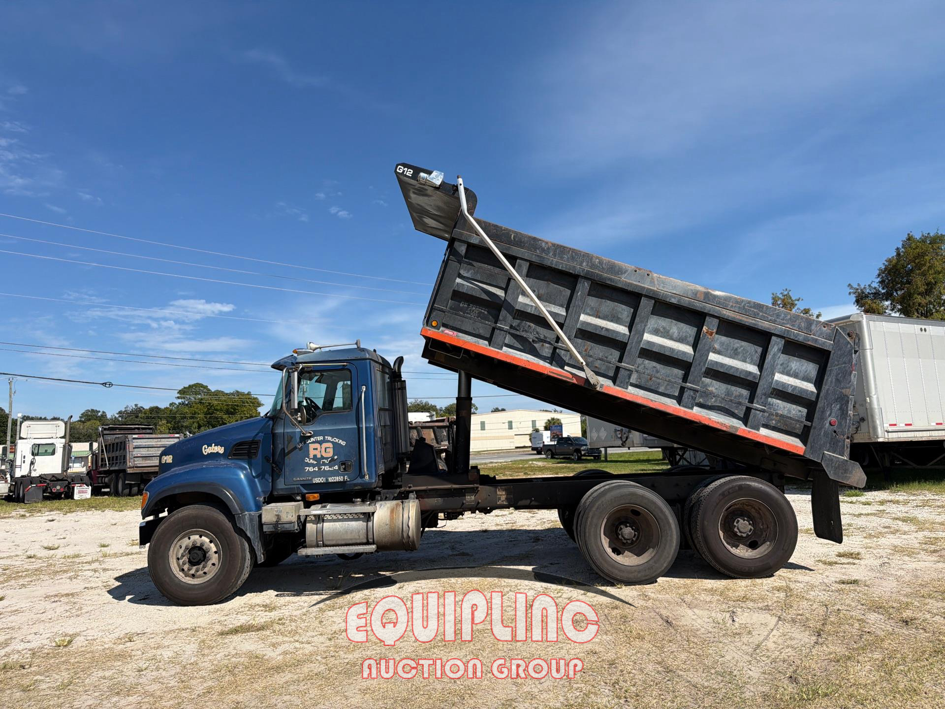 2006 Mack CV713